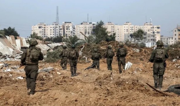ایران اولین ہدف، غزہ ثانوی محاذ: اسرائیلی فوج کا اعلان، 150 مقامات پر حملے